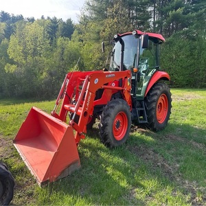 Tracteur Kubota M6060 à prix avantageux pour la recherche d'une machinerie agricole fiable avec des fonctionnalités utiles pour le travail agricole quotidien - Product Image 1