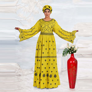 Caftán de Rayón con Estampado Botánico Intrincado, Manga Ancha, Cintura Estructurada y Elegante Silueta Larga hasta el Suelo - Product Image 3