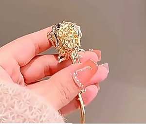 เข็มกลัดรูปดอกกุหลาบชุบทอง เงินแท้ 925 ประดับเพชรโมอิสซาไนต์ เครื่องประดับส่วนตัวสำหรับผู้หญิง ใส่ไปงานปาร์ตี้ ของขวัญ - Product Image 5