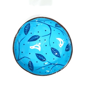 Cuenco de coco pintado a mano, concha de coco de Vietnam, diseño artístico, artesanía de Vietnam, decoración para el hogar, laca de coco - Product Image 1