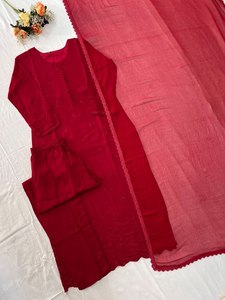 Ensemble 3 pièces ethnique de créateur pour femme, haut de gamme, 17 kg, en rayonne brodée, infroissable, toutes saisons, comprenant Kurta, pantalon et dupatta - Product Image 4
