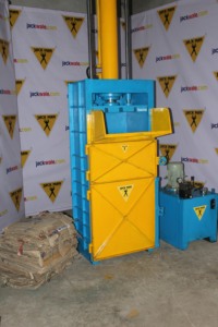25 Ton Vertical Hydraulic Baling <b>Press</b> (VB25) for Aluminum Alloy HDPE PET Plastic Scrap & <b>Clothes</b>-Made india - Product Image 3