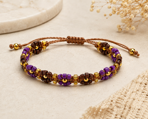 Bracelet artisanal tendance bohème en perles florales avec cordon marron réglable et accent doré pour femme, vente en gros, bijoux personnalisés Sstringz - Product Image 3
