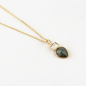 Collier en labradorite naturelle et pierre de lune arc-en-ciel, pendentif serti en or 18 carats, forme poire et rectangle, chaîne en câble, bijou cadeau - Product Image 1