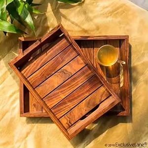 Plateau de service rectangulaire en bois 38x25cm, design minimaliste, bois massif, plateau durable pour plats - Product Image 4