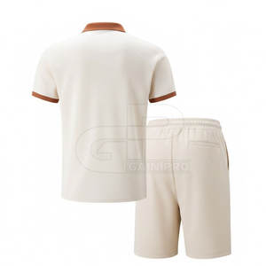 Ensemble short deux pièces pour homme, conçu pour le confort, la flexibilité et la respirabilité lors de la course à pied, de la gym ou des activités estivales. - Product Image 2