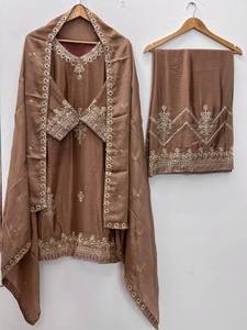 La Mejor Ropa Festiva de Estilo Indio, Colección de Diseñador en Seda Chinon Pura con Bordado y Lentejuelas, Traje Sharara - Product Image 4