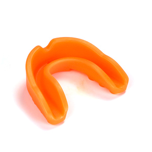 Protector Bucal Deportivo Amarillo Personalizado, Protector Bucal de EVA de Grado Alimenticio, Protector de Dientes para Boxeo, MMA, Rugby, Artes Marciales - Product Image 4
