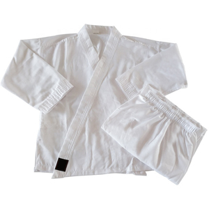Dernier design, uniforme de karaté blanc unisexe de bonne qualité, tenue de karaté pour académie, tenue de karaté pour école, uniforme de karaté. - Product Image 1