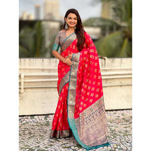 ผ้าไหมซารีสีชมพูเนื้อนุ่ม ทอแบบอิคคัต ปาโตลา ด้วยไหมซารี พร้อมลายทอแบบตัดกัน สำหรับงานคลับ - Product Image 6