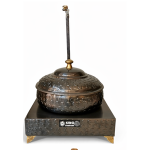 Recipiente para calentar comida estilo indio de acero y cobre - Product Image 1