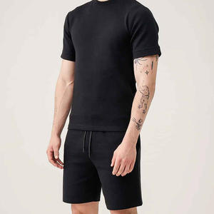 Conjunto de Camiseta y Pantalones Cortos de Verano para Hombre, Diseño Básico para Clima Cálido, Dos Piezas, el Más Vendido en Pakistán - Product Image 2