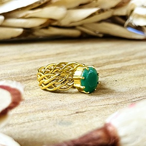 Nouvelle tendance : Bague Bohème en Onyx Vert, Bande en Laiton Vintage, Plaqué Or 18 carats, Tressée, Solitaire, pour Femme, Vente en Gros/OEM/ODM - Product Image 1