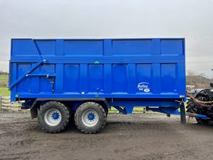 Industrial Grade Silage Dumper <b>Trailer</b> High Strength Agricultural Transport <b>Trailer</b> Hydraulic Dumping System for Farm Use Ready! - Product Image 2