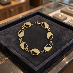 Pulsera de Eslabones Geométricos de Latón Chapado en Oro, Unisex, Moderna, Minimalista, Apilable, Brazalete, Joyería Fina sin Piedras - Product Image 3