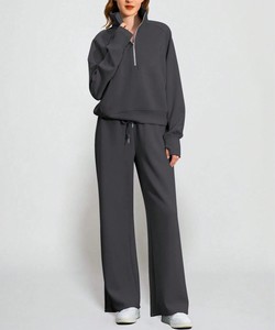 Conjunto de Sudadera con Capucha Oversize para Mujer con Cuello Alto y Cremallera de un Cuarto, Pantalones de Chándal de Forro Polar de Color Liso, Bordado Personalizado - Product Image 5