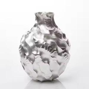 Florero de aluminio de alta calidad para decoración de mesa en el hogar, florero de metal redondo a precio económico. - Product Image 3