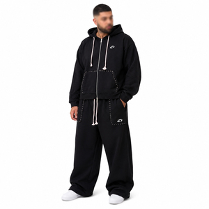 Survêtement Homme Personnalisé avec Clous Métalliques, Zippé Intégral, Deux Pièces : Sweat à Capuche et Joggers à Jambes Larges, Style Streetwear Décontracté, 100% Coton Molleton Épais - Product Image 1