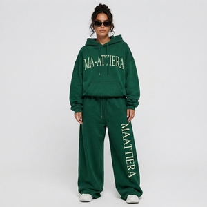 Conjunto Deportivo Personalizado para Mujer, Sudadera Holgada y Pantalones Anchos con Estampado Gráfico, Ropa Casual Urbana OEM - Product Image 1