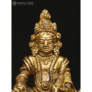 Petite sculpture en laiton Lord Kubera de 3 pouces fabriquée à la main en Inde - Product Image 3