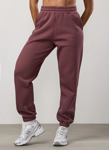 Conjunto de chándal de forro polar transpirable de 2 piezas para mujer, de longitud completa, personalizado, color uva, casual, liso, 365, de ajuste regular, con sudadera con capucha y pantalones de chándal - Product Image 3