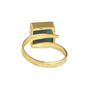 Bague tendance Laxmi Jewellers en pierre verte, corindon naturel carré serti clos, laiton plaqué or, bijoux fins pour femme, usage quotidien - Product Image 3