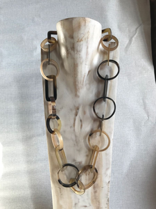 Collier en corne de buffle fait main, de haute qualité, éco-responsable, bijoux ethniques, pendentif pour femmes, style imitation antique moderne - Product Image 1