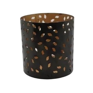 Petit bougeoir votif élégant en métal Vente en gros Maison Décoration de Noël Autres bougeoirs Lanternes Pots à bougies - Product Image 1