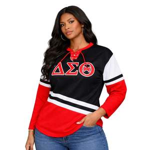 Camiseta de Hockey Negra Delta Sigma Theta para Mujer, Ajuste Cómodo, Calidad Premium, Ropa Deportiva de la Hermandad Griega - Product Image 1