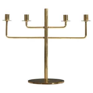 Classic Luxury Metal Candelabra For Royal Style Dining Table Decoration With <b>Ornamental</b> Vintage Inspired Structure - Product Image 4