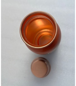Bouteille élégante en cuivre avec autocollant, finition mate, pour la cuisine, la salle à manger, le bureau, les voyages et l'utilisation pour la consommation d'eau ayurvédique saine. - Product Image 3