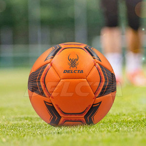 Ballon de football uni en gros à faible MOQ, accessoires sportifs 2026, ballon de football personnalisé - Product Image 2