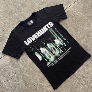 Camiseta gráfica para hombre, tela de algodón suave, diseño estampado elegante, perfecta para uso diario y atuendos a la moda. - Product Image 4