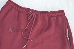 Ensemble de survêtement personnalisé en molleton respirant à capuche pour hommes et femmes, fabricant OEM de vêtements de sport, vente en gros de survêtements en coton pour l'automne - Product Image 2