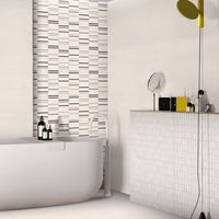 Carrelage mural en céramique blanc brillant haute performance 300x600, style minimaliste robuste pour projets d'entreprise et commerciaux