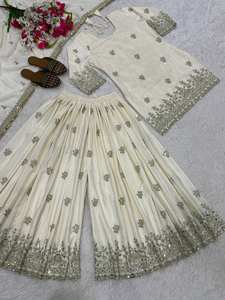 ชุดงานแต่งงานสำหรับผู้หญิง Ramdev Trading Designer Party Wedding Wear ประกอบด้วยเสื้อท่อนบน, กางเกง Sharara, กางเกง Plazzo และผ้าคลุมไหล่ Dupatta ทำจากผ้าเครปธรรมชาติ ปักลายด้วยเลื่อมขนาด 5 มม. แห้งเร็ว - Product Image 2