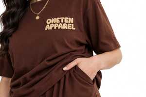 ชุดวอร์มแขนสั้นสีน้ำตาลสำหรับผู้หญิงจาก OneTen Apparel ทรงหลวม กางเกงขายาวทรงกระบอกพร้อมลายพิมพ์ตัวอักษร - Product Image 5