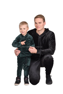 Dernier modèle de sweat-shirt d'hiver 2 pièces pour hommes Vente en gros velours uni Vêtements de jogging Costume de survêtement surdimensionné de luxe Logo de l'automne - Product Image 6