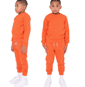 Ensemble de survêtement personnalisable pour enfants, coupe ajustée, en polaire de haute qualité, avec broderie de logo, idéal pour le jogging hivernal - Product Image 6