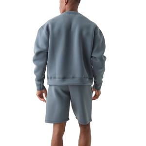 Conjunto de Sudadera y Pantalones Cortos Deportivos Extra Grandes para Hombre, Estilo Holgado, con Estampado DTG y Serigrafía - Product Image 2