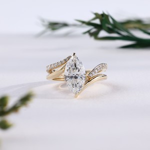 Anillo de compromiso de oro con diamante talla marquesa, diseño único de onda cruzada con pavé, conjunto de anillos de boda nupcial, joyería fina, regalo para mujer - Product Image 1