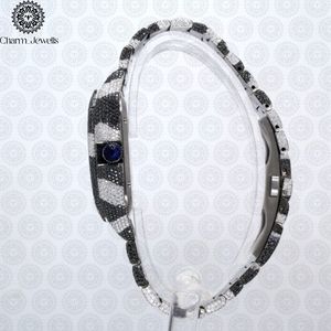 Montre Charm Jewells en acier inoxydable avec diamants, cadran analogique tonneau, verre saphir, luxe, mode, unisexe, fermoir papillon - Product Image 4