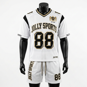 Ensemble maillot et short de football en polyester mesh premium 200 GSM, blanc, noir, or, avec logo personnalisé en twill, pour hommes - Product Image 3