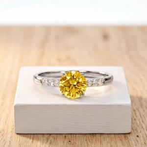Bague solitaire en or massif avec diamant de laboratoire jaune brillant taille ronde, couleur E VVS, cadeau de fiançailles et de mariage pour femme - Product Image 3