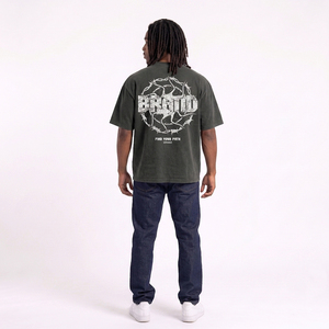 T-shirt personnalisé noir pour homme à manches courtes avec logo fil barbelé, style urbain, coupe classique, col rond, en jersey de coton imprimé - Product Image 5