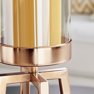 Ensemble de 2 bougeoirs modernes en or rose, supports géométriques en métal avec chambres à flamme en verre pour une décoration de table luxueuse - Product Image 5