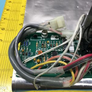 THERMCO 123250-001 Assemblage de carte de circuit imprimé, capteur optique/extérieur - Équipements et pièces semi-conducteurs d'occasion de renommée mondiale à la vente - Product Image 2