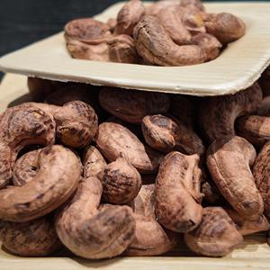 Noix de cajou de qualité supérieure, grillées et salées, grade W180, d'Afrique, pour les acheteurs en gros, prix compétitif, avec possibilité de fabrication OEM/ODM - Product Image 5