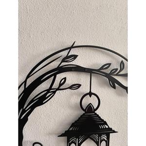 Arte de pared de metal Cottagecore Farmhouse Gothic Outdoor Lanterned Metal Lantern Wall Art - Product Image 3