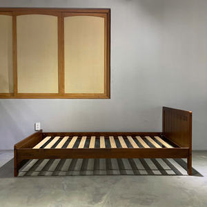 Lit de rangement en bois massif de style moderne et épuré, mobilier élégant pour la maison, chambre principale et location - Product Image 3